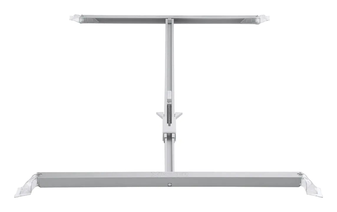A lightweight and reusable Xpozer frame made of aluminum, used for a floating presentation of photo prints. Side view of the frame.